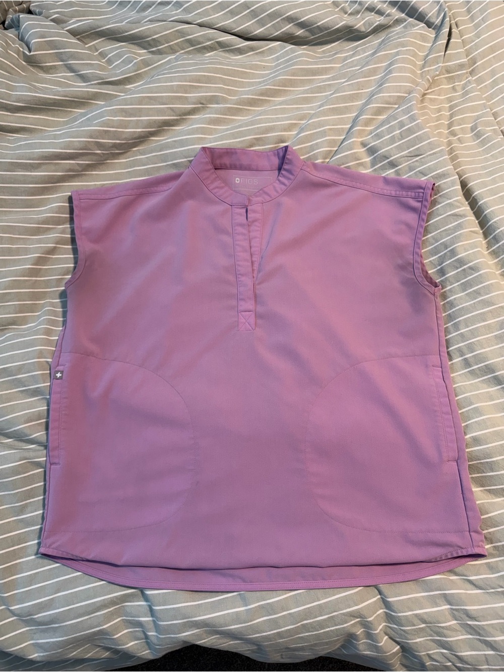 Figs light purple scrub set